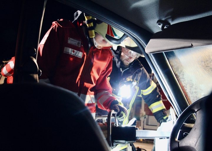 Personenrettung und Verkehrsunfall | Schulung Rotes Kreuz