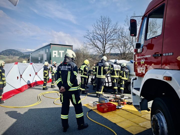 Tödlicher Auffahrunfall | A12