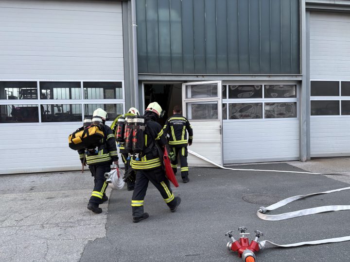 Übung: Wohnungsbrand | Stationsbetrieb