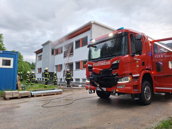 Übung | Wohnungsbrand | THL Wohnung