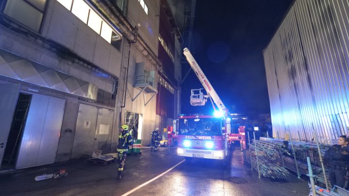 Brandeinsatz | Industriegebäude | Kundl